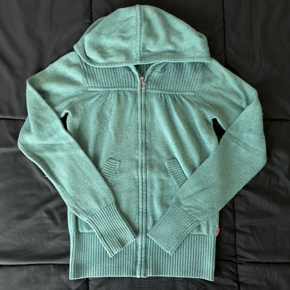 the north face light blue knit sweater zip up hoodie